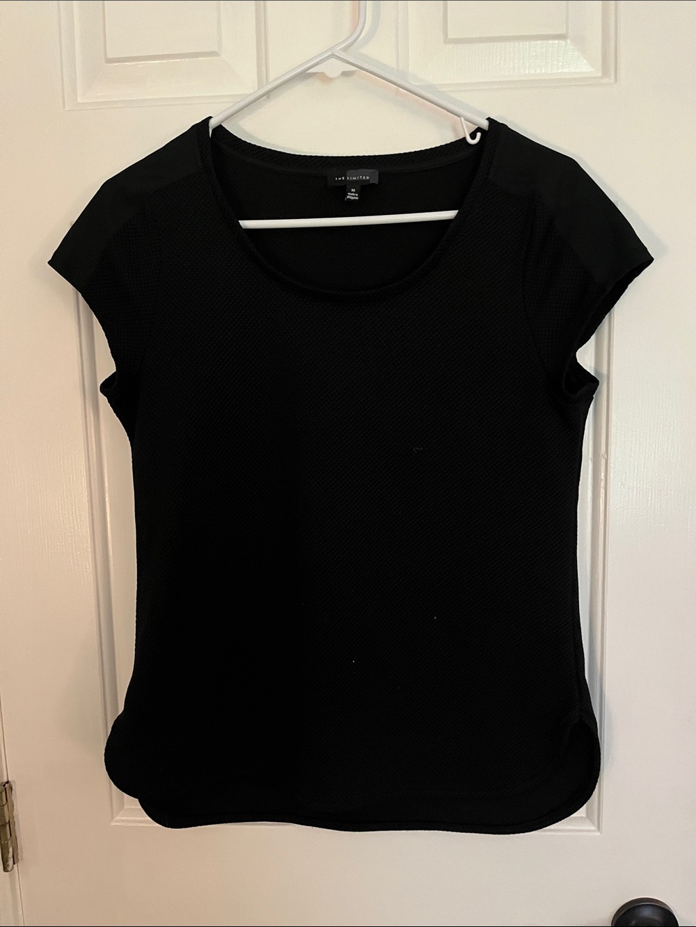 The Limited Black Short Sleeve Scoop Neck Top